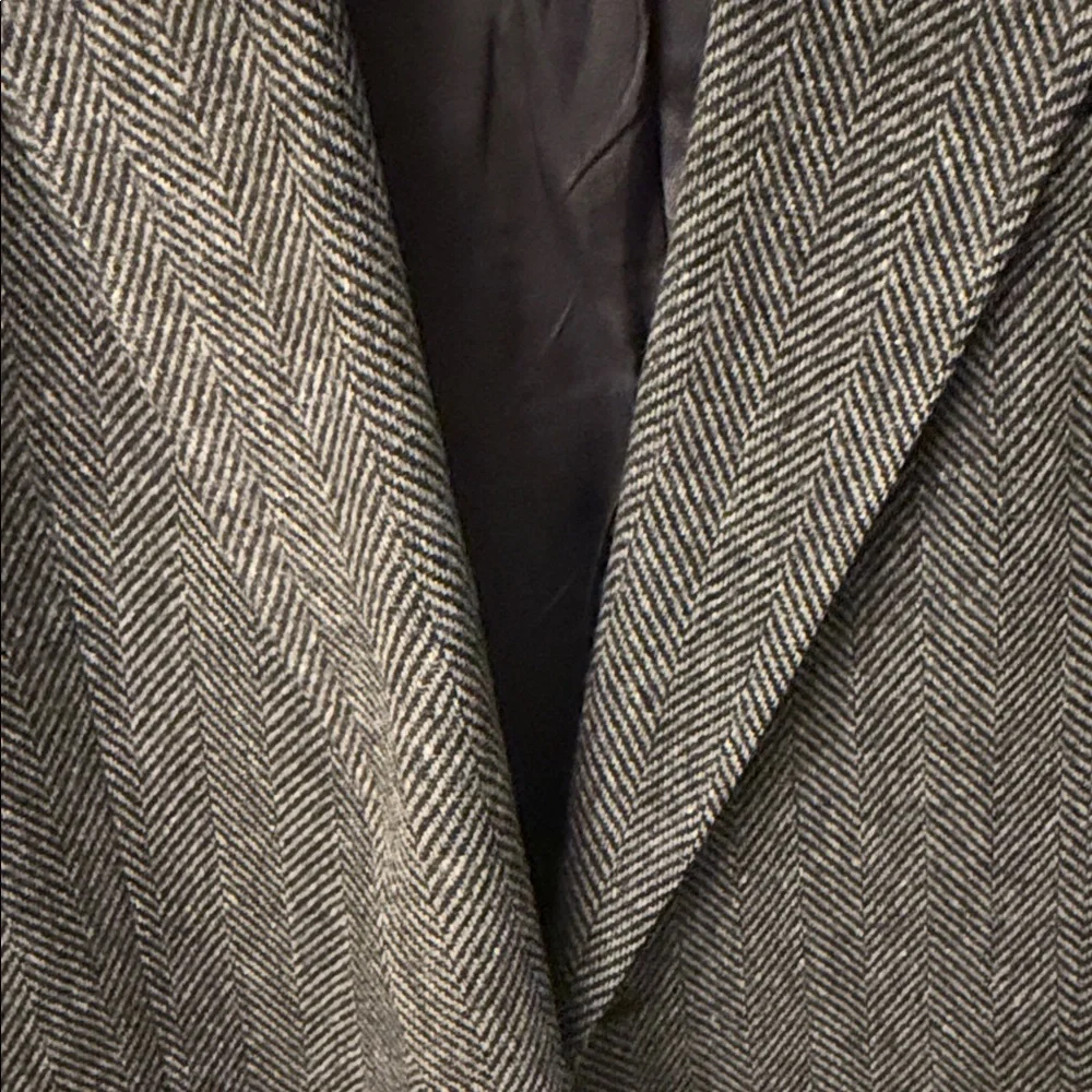 Elegant Gray Men's Blazer